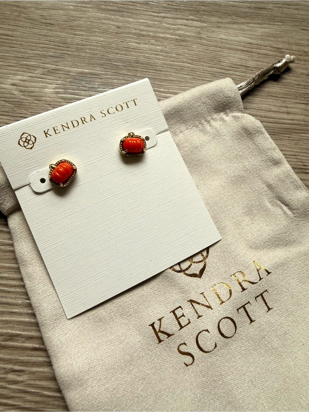 FINAL PRICE New Kendra Scott Orange Pumpkin Stud Earrings - Picture 5 of 7